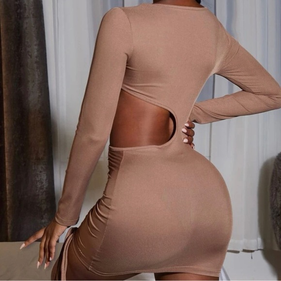 SHEIN Cut Out Waist Dress - Picture 2 of 2